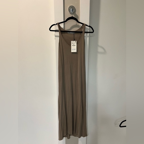 Zara Knit Dress - Picture 4 of 4